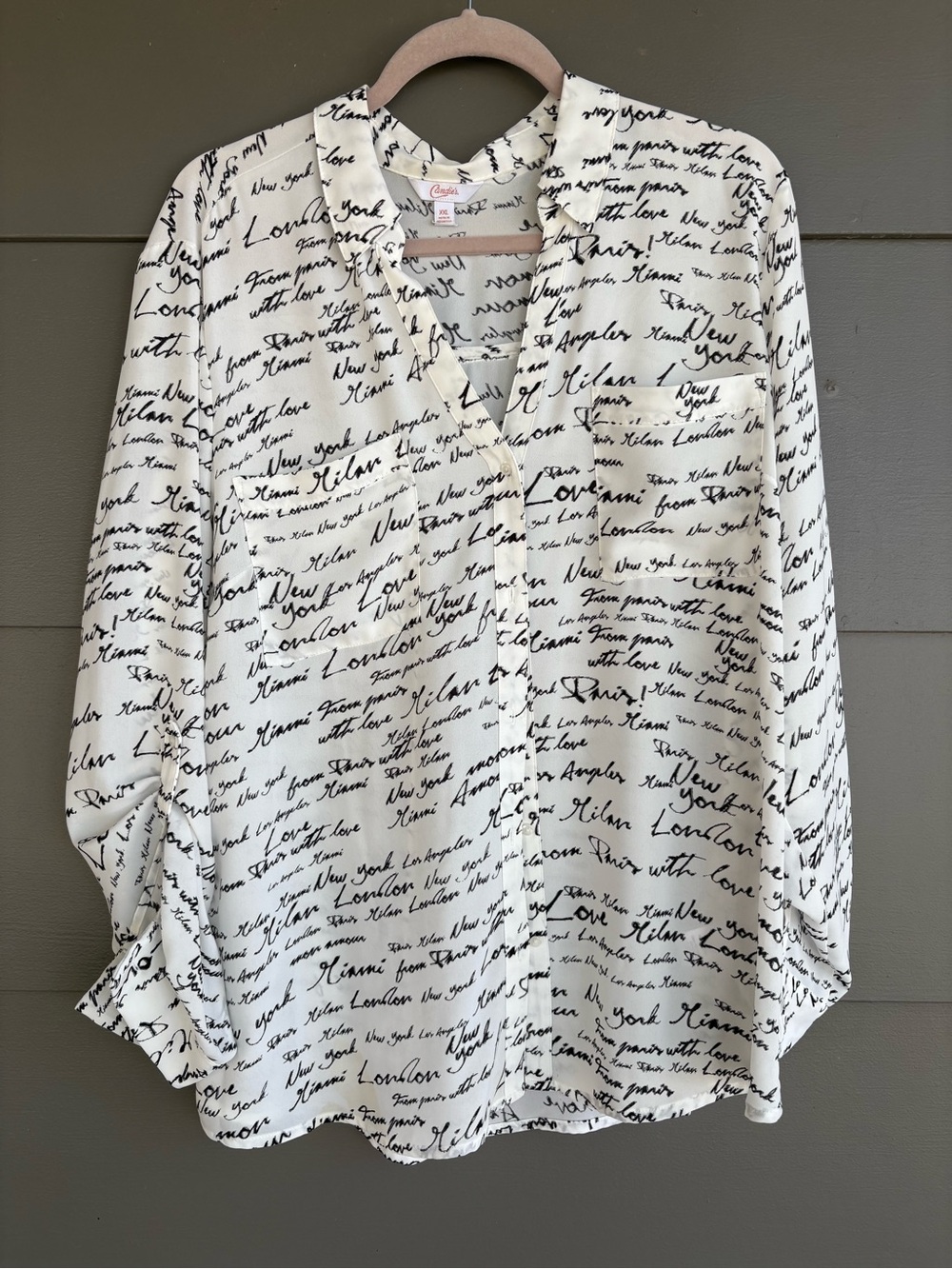 Candie’s NWOT Black and White Script Button Up